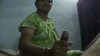 Worst Humid Hand job Indian Desi aunty grace mendicant